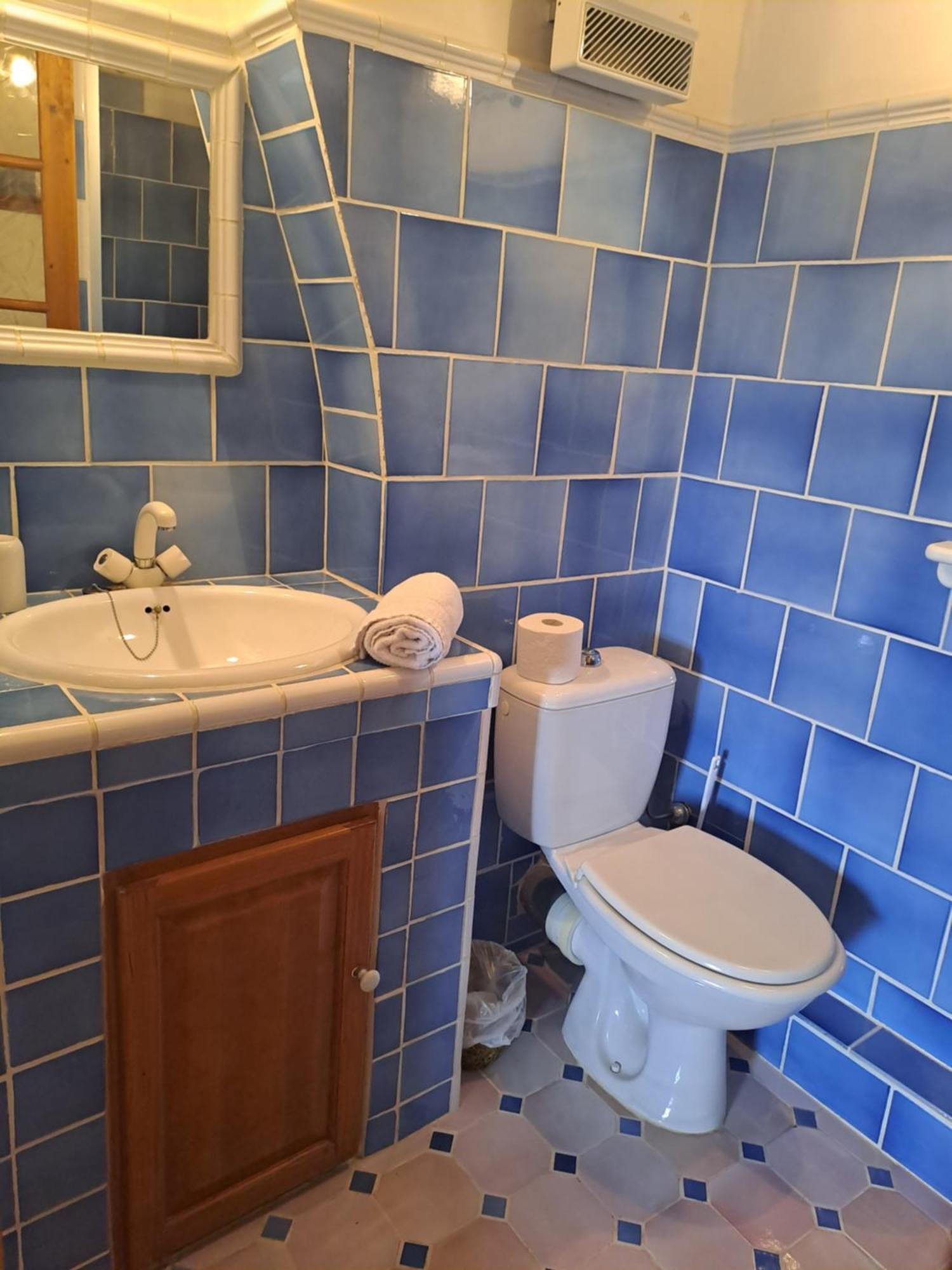 Les Roses Tremieres Bed & Breakfast Bargeme Exterior photo